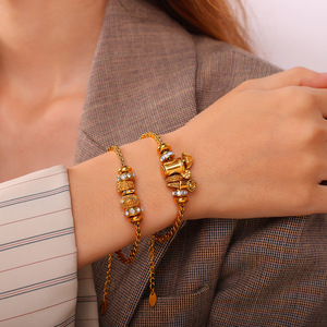 Bracelet Pendentif Flocon de Neige Rétro Style Européen et Américain, en Alliage de Zinc Doré avec Perles, Bijou Cadeau - Product Image 4