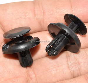 Clips en <span class=keywords><strong>plastique</strong></span> de fixation de pare-chocs d'aile de garniture de panneau de porte de <span class=keywords><strong>rivet</strong></span> de pièces d'auto pour Toyota 90467-07164 <span class=keywords><strong>Suzuki</strong></span> 09409-07332 - Product Image 6