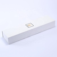 Emballage de roses avec logo personnalisé de luxe boîtes à fleurs rectangle en papier blanc boîte à fleurs magnétique pour bouquet