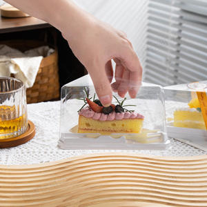 Boîte d'emballage de gâteau carrée transparente de 2 pouces avec fourchette Mousse Gâteau Dessert Pâtisserie Cookie Containers Blister Box - Product Image 2
