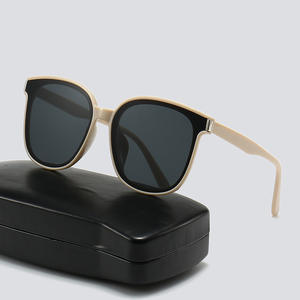 Nouvelles lunettes de soleil unisexes, monture noire en PC, protection UV400, type 3 verres, pour la conduite et l'extérieur, YC2325 - Product Image 5