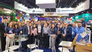 เครื่องตัดสติ๊กเกอร์ดิจิตอลแบบ KT Board พร้อมฟังก์ชั<span class=keywords><strong>น</strong></span>หยิบอัตโ<span class=keywords><strong>น</strong></span>มัติ - Product Image 2