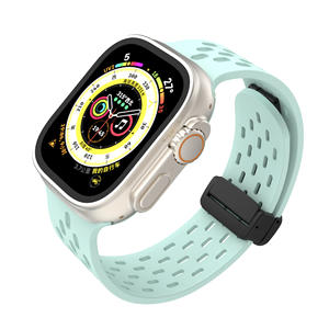 Bracelet de montre en silicone magnétique pliable perforé, adapté aux séries Apple Watch Ultra 9876543210 et SE - Product Image 3