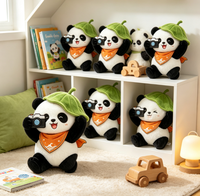 Peluche Panda Personnalisée avec Chapeau Feuille Mignon, Personnage de Dessin Animé, Poupée en Peluche pour Cadeaux d'Enfants, Vente en Gros