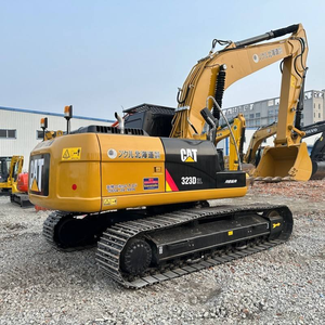 Excavatrice hydraulique sur chenilles moyenne de 23 tonnes Caterpillar 323D2L d'occasion avec moteur 2017 à vendre - Product Image 2