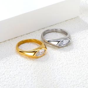 แหวนปรับขนาดได้ประดับเพทายหลากสีสัน ดีไซน์เฉพาะตัว วัสดุสแตนเลสชุบทอง 18K รูปทรงสี่เหลี่ยมและหัวใจ สำหรับผู้หญิง - Product Image 4