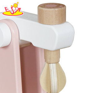 <span class=keywords><strong>Jouet</strong></span> de cuisine <span class=keywords><strong>en</strong></span> <span class=keywords><strong>bois</strong></span> 3 <span class=keywords><strong>en</strong></span> 1 pour enfants avec cafetière, mixeur, <span class=keywords><strong>grille</strong></span>-<span class=keywords><strong>pain</strong></span> W10D861B - Product Image 4