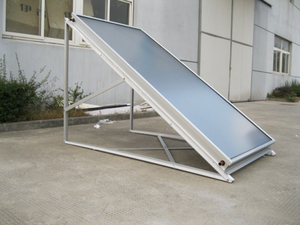 <span class=keywords><strong>Calentador</strong></span> <span class=keywords><strong>de</strong></span> <span class=keywords><strong>Agua</strong></span> <span class=keywords><strong>Solar</strong></span> Plano Presurizado Estándar Europeo <span class=keywords><strong>de</strong></span> 300L <span class=keywords><strong>con</strong></span> Función <span class=keywords><strong>de</strong></span> Ahorro <span class=keywords><strong>de</strong></span> Energía para Uso en Exteriores y Hoteles - Product Image 5