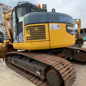 รถขุดมือสอง KOMATSU PC228US ราคาถูก ประสิทธิภาพเยี่ยม รถขุดมือสอง KOMATSU ขาย - Product Image 1