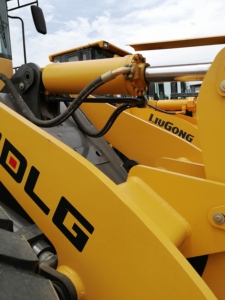 Chargeuse sur pneus d'occasion SDLG L955F Chargeuses d'occasion SDLG L956 L958 en stock à vendre à Shanghai - Product Image 5