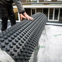 Planche de drainage tunnel 3D en géocomposite avec noyau en PEHD et couche filtrante en géotextile non tissé pour la décharge des eaux souterraines sous haute charge