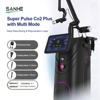Machine laser fractionnaire CO2 10600nm pour le resserrement vaginal élimination des cicatrices d'acné resurfaçage de la peau 80W maison commerciale haute puissance