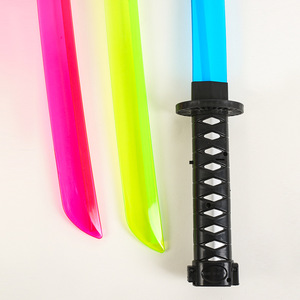67cmlightsaber Samurai thanh kiếm đa màu <span class=keywords><strong>Flash</strong></span> thanh kiếm cậu bé cô gái Đồ chơi bán buôn LED nhấp nháy ánh sáng lên thanh kiếm cho bên cosplay - Product Image 6