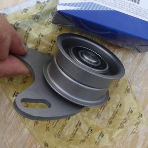 Tendeur de courroie OEM 24317-42020 pour Hyundai H1/H100 - Product Image 4
