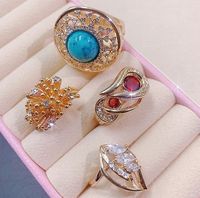 Mode délicate exagérée grande bague en or 14 carats pas cher 36 pièces dans une boîte hybride luxe bague en vrac en gros