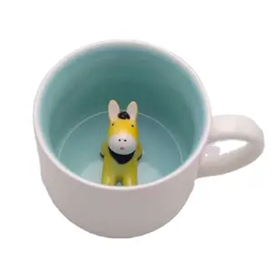 Caneca de café 3d surpresa de 12 oz com donkey, xícara de cerâmica artesanal fofa