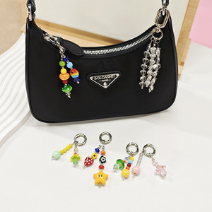Bolso Colgante Decorativo con Diseño de Jardín de Hongos de Ensueño, Bolso Pequeño y Popular para Chicas, Llavero con Cuentas de Colores - Product Image 1
