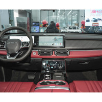 Voiture en Stock 2025 Jetour X70 PLUS SUV 1.5T 7 Places avec Sièges en Tissu Traction Avant Direction à Gauche Taille Pneus R19 Provenant de Chery 2024