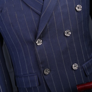 Trajes de <span class=keywords><strong>Hombre</strong></span> <span class=keywords><strong>Azul</strong></span> <span class=keywords><strong>Marino</strong></span> a Rayas de 3 Piezas de Alta Calidad Listos para Enviar - Product Image 5