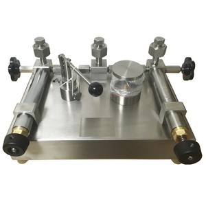 Bomba de Calibración Hidráulica de Sobremesa de Alta Presión 250Mpa para Manómetros y Calibradores - Product Image 3