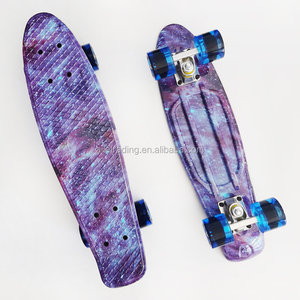 Vente en gros de matériel frais de haute qualité poisson planche à roulettes en plastique Cruiser planche à roulettes en plastique - Product Image 3