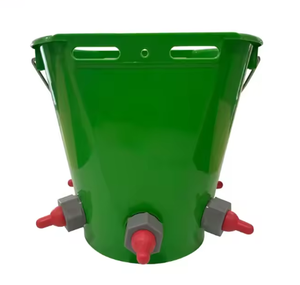 Cubo de Alimentación Multiusos de Plástico de 8L para Terneros, Vacas, Ovejas, Cabras y Corderos, Equipo de Ganadería - Product Image 4
