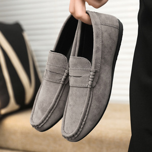 Chaussures bateau décontractées tendance pour hommes, en cuir léger, style mocassins, fabriquées en Chine - Product Image 2