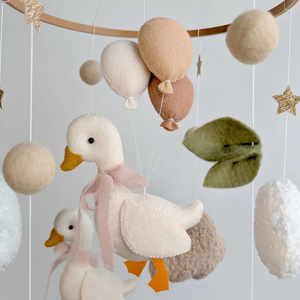 Productos para Baby Shower con Temática de Gansos, Animales de Peluche Montessori <span class=keywords><strong>Munari</strong></span>, Decoración para Cuarto de Bebé, Móvil de Cuna con Patos de Fieltro - Product Image 5