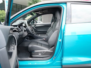 Lynk & Co 06 <span class=keywords><strong>Remix</strong></span> Usado, 1.5T Turbo 133kW 290N m, SUV Automático, Cuero Oscuro, R18, 6 Bolsas de Aire, Buen Estado - Product Image 2