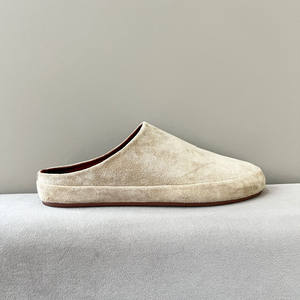 Vente en gros usine – Mules élégantes et décontractées pour hommes en cuir de vachette véritable haut de gamme, à bout fermé, avec design perforé respirant - Product Image 2