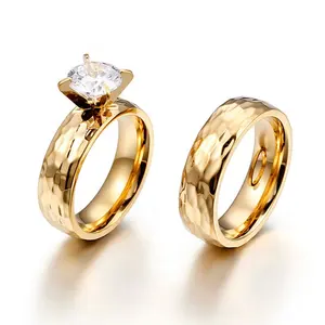 Unique Stackable Couple Ring Set 18K Gold Plated Stainless Steel Jewelry Big Diamond Wedding Engagement Rings para Homens e Mulheres