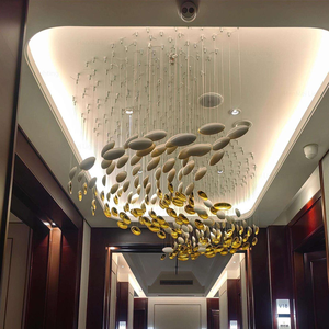 Villa Salonu Otel Lobisi için Projeler Tavan Avizesi Merdivenler LED Uzaktan Kumandalı Cam Küre Abajur Çelik Çerçeveli Sarkıt Lamba - Product Image 2