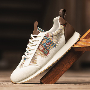 รองเท้าผู้ชายข้อต่ำสำหรับใส่เดินน้ำหนักเบากันลื่น - Product Image 1