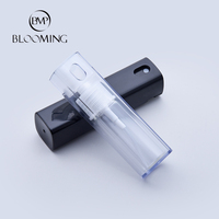 Mini flacon pulvérisateur de parfum rechargeable en plastique, atomiseur de voyage portable avec capacité de 10 ml/15 ml, design carré