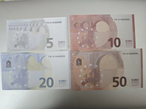 แพ็คละ 100 ชิ้น ธนบัตรยูโรจำลอง คุณภาพสูง ทนทาน ทำจากกระดาษ เหมาะสำหรับใช้ในงานถ่ายทำภาพยนตร์ งานปาร์ตี้ งานแต่งงาน และเทศกาลคริสต์มาส - Product Image 4