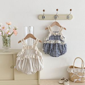 Nuova Collezione Estate 2026: Tutina in Cotone con Bretelle e Pizzo per Bambina, Stile Coreano a Quadri, Jumpsuit a Righe Stile Occidentale - Product Image 3