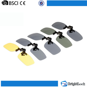 <span class=keywords><strong>Clip</strong></span> personalizzata di moda senza cornice di colori di alto livello su <span class=keywords><strong>occhiali</strong></span> <span class=keywords><strong>da</strong></span> <span class=keywords><strong>sole</strong></span> pieghevoli - Product Image 3