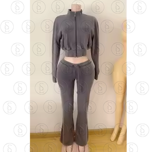 Set Personalizzato da <span class=keywords><strong>Donna</strong></span> con Minigonna e Pantaloncini <span class=keywords><strong>Sexy</strong></span> con Tasche, Felpa Corta con Cappuccio e Gonna Effetto Lavaggio Acido, <span class=keywords><strong>Abbigliamento</strong></span> Femminile Set 2 Pezzi - Product Image 6