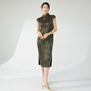 Abito da donna senza maniche a pieghe elasticizzato di media lunghezza, stile retrò <span class=keywords><strong>con</strong></span> <span class=keywords><strong>spacco</strong></span>, design cinese, alta qualità, all'ingrosso - Product Image 2