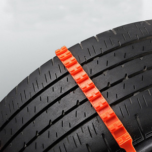 Chaînes à neige universelles pour berlines, SUV, véhicules tout-terrain, bandes de traction en caoutchouc pour pneus, adhérence sur neige et glace en hiver, tailles 10, 20, 30, 40 - Product Image 2