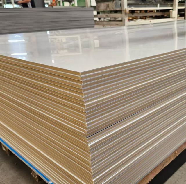 Wholesale 8mm WPC Wood Veneer Carbon Crystal Board Modern Style Bamboo Crystal Wall Panels Waterproof Outdoor Bedroom Wall