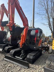 Miniexcavadora usada de buena calidad al mejor precio Corea del Sur Original Doosan DX60 miniexcavadora usada de 6 toneladas a la venta - Product Image 3