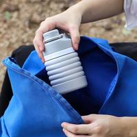 Bouteille d'eau sans Bpa écologique portable pliable en silicone réutilisable pour enfants pliable en silicone de logo personnalisé