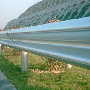 Nhà Sản Xuất Cung Cấp Hàng Rào Đường Hàng Rào An Toàn Hộ Lan Tôn Sóng Thép Chùm Đường Cao Tốc Bảo Vệ Đường Ray - Product Image 3