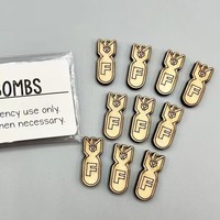 Panneaux en bois humoristiques et originaux : mini-épingles en bois personnalisables pour jeux de société et cadeaux