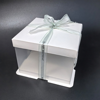 Offre Spéciale : Boîte à Gâteau Carrée en Plastique PET Transparente Blanche de 4 Pouces avec Fenêtre pour Mariages, Anniversaires ou Usage Alimentaire