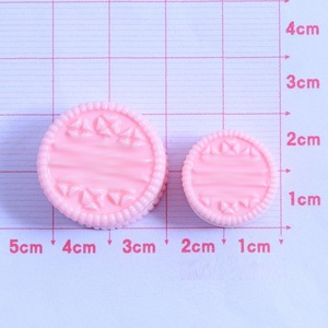 Berbagai Rasa Kue Resin Bulat Berwarna-warni Kue Akrilik Krim Dua Sisi untuk Dekorasi DIY - Product Image 6