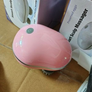 スマート頭皮マッサージ器 ポータブル 温熱ヘッドマッサージブラシ 電動ヘッドマッサージ器 ストレス解消用 - Product Image 1