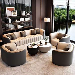 Set di Divani e Letti di Lusso Italiani Eleganti per Hall di Hotel di Alta Gamma, Uffici e Piccoli Appartamenti, per Aree Business o Relax - Product Image 1