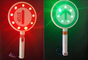 Panneaux de signalisation LED clignotants portatifs (flèche ou stop) avec poignée en plastique ABS et film réfléchissant de deuxième qualité - Product Image 6